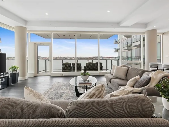 50 Liberty Dr Unit 10K, Boston, MA 02210