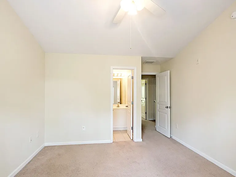 1850 Candlewood Ct #205 — Photo 11