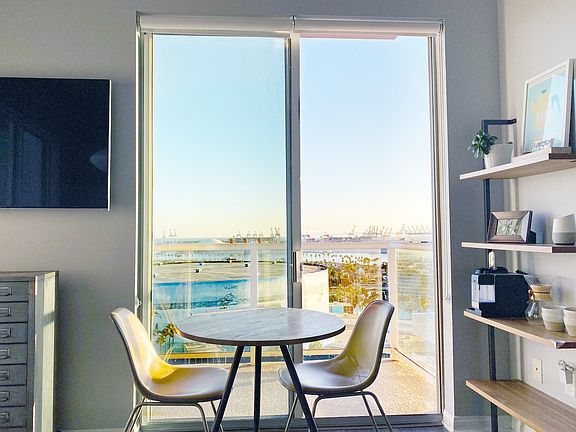 5th image of 388 E Ocean Blvd Unit 1517