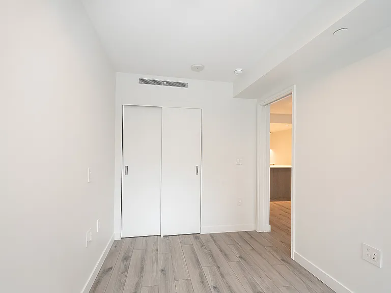 1107 Richards St #212 — Photo 8