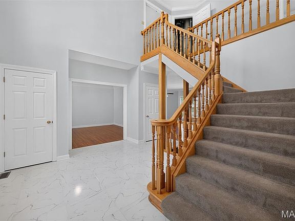 5th image of 6320 Christopher Winds Ct