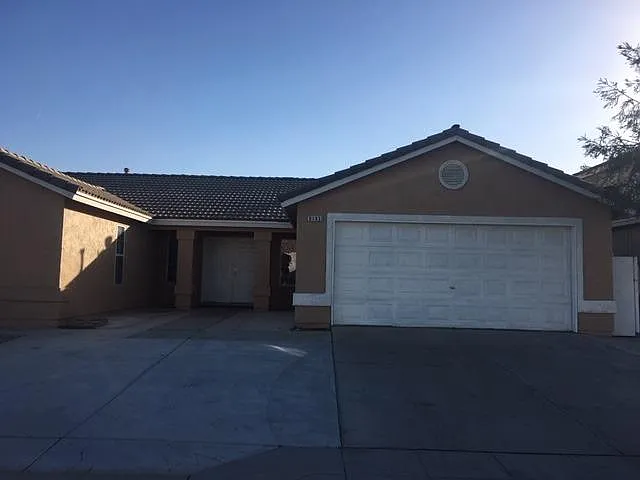 6183 W Scott Ave photo 1