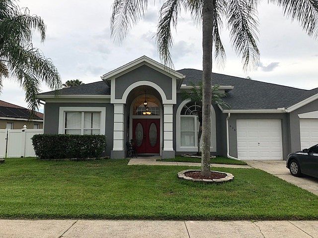 1st image of 626 Lakehaven Cir