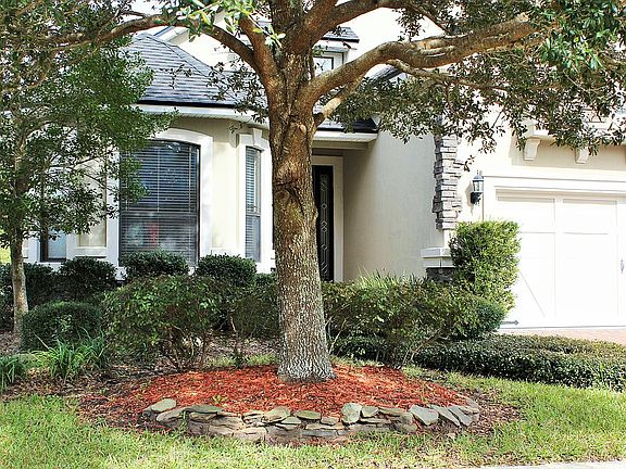 3rd image of 13089 Berwickshire Dr