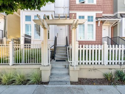 235 Laurel Grove Ln, San Jose, CA, 95126