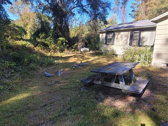 3rd image of 65 Kate Ln