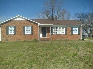 1301 Kingsport Rd, Greensboro, NC 27406