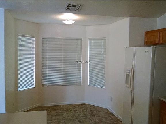 4th image of 802 Mesa Pine Ct #0