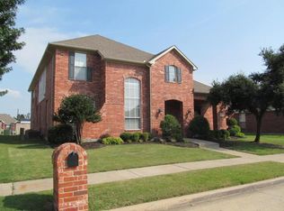 2802 Winterberry Dr, Rowlett, TX