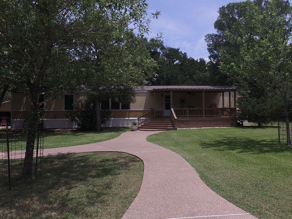 1st image of 302 Cowboys Dr