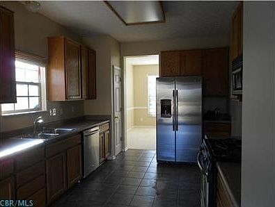 4th image of 716 Lindridge Dr