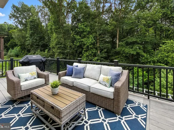 230 Honeycroft Blvd, Cochranville, PA 19330