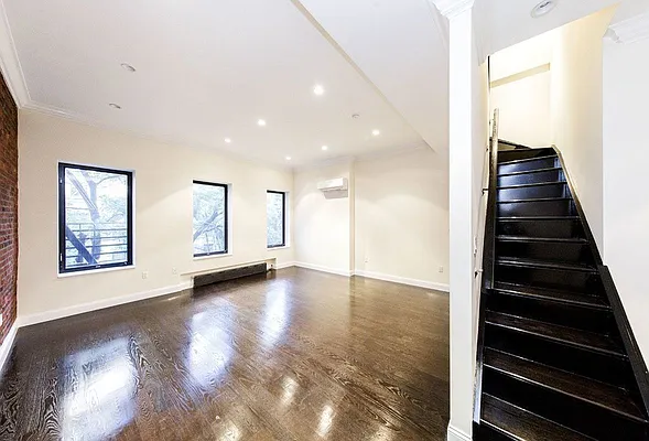 Rented by Metropolitan Property Group | media 1