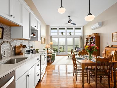 58 Main St #3, Hatfield, MA, 01038