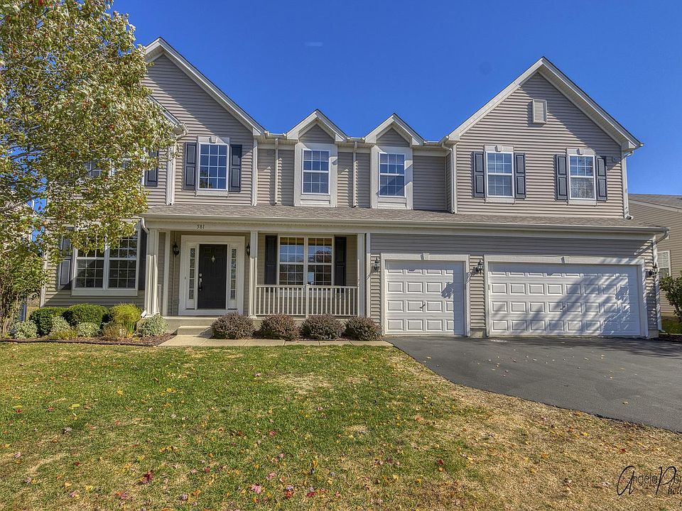 1st image of 581 N Silver Leaf Ln