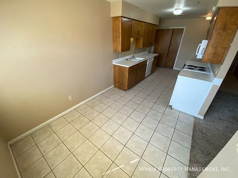 1001 Itasca Rd — Photo 9