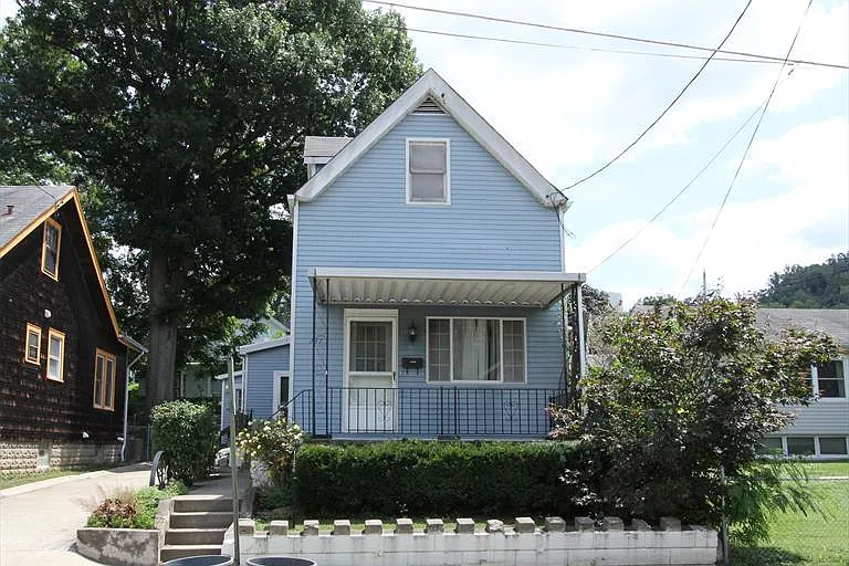 237 Shelby St photo 1