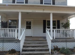 329 S 27th St #A, Lincoln, NE 68510