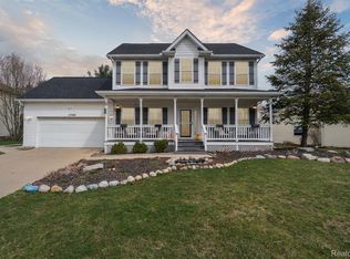 2785 Laurel Ridge Ln, Howell, MI 48843