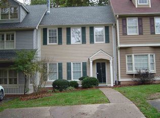 136 Inwood Ct, Spartanburg, SC 29302