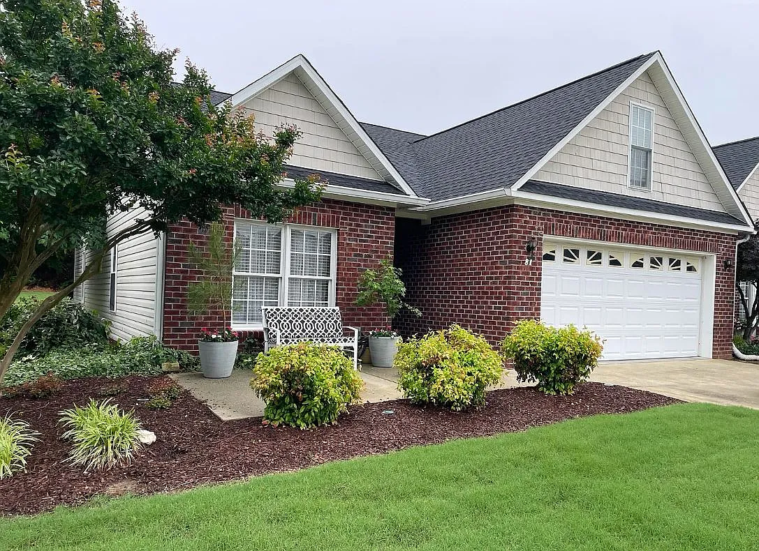 3 bed, 1681 sqft, $1,825 — Photo 1