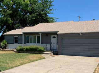 2442 Parkwood Dr, Sacramento, CA 95825