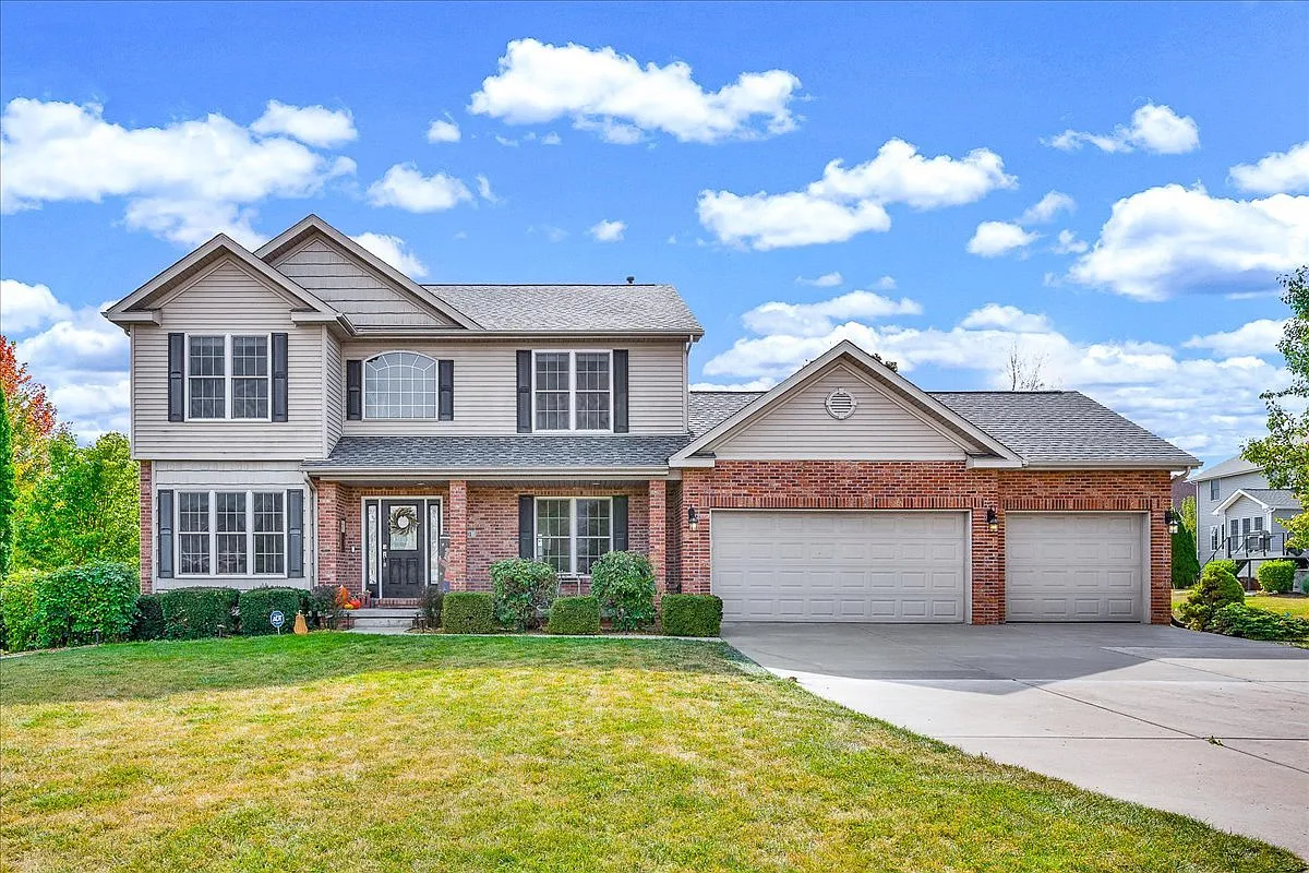 1001 Mugho Ct photo 1