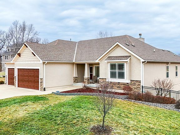 4th image of 18220 Prairie View Dr