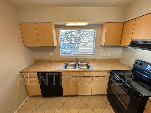 4th image of 4207 S Semoran Blvd APT 9