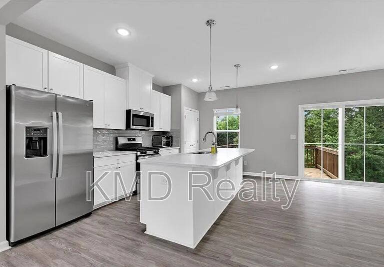 2611 Grantham Place Dr — Photo 5