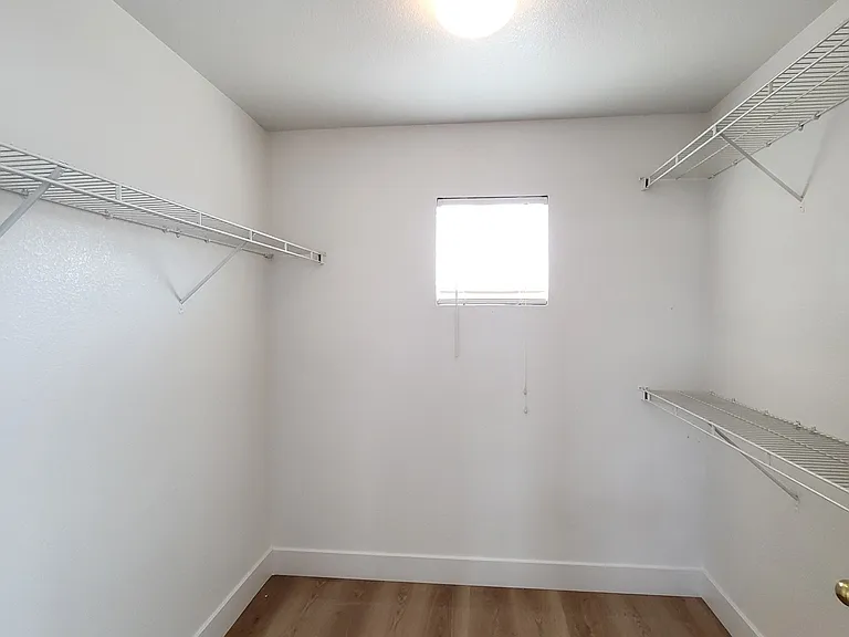 6142 Novelty St — Photo 15