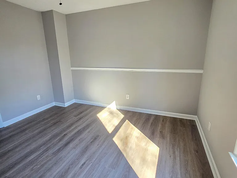 2205 Dungiven Ct — Photo 40