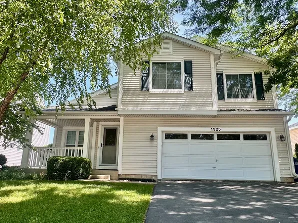 1325 S Elder Ln, Waukegan, IL 60085