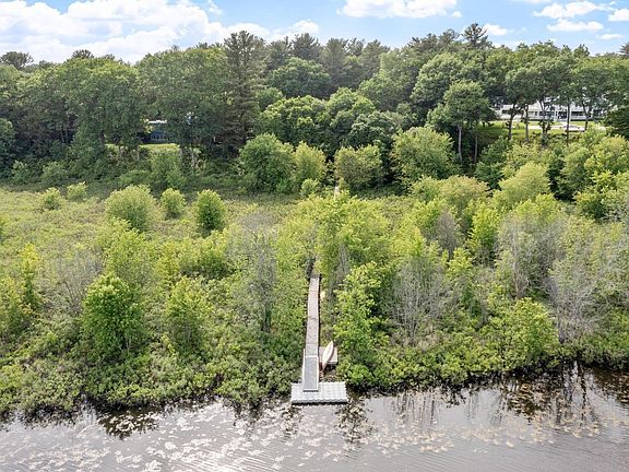 5th image of 389 River Rd
