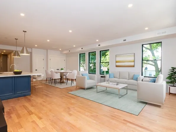 18-20 Parkman St #3, Dorchester, MA 02122