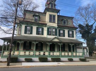 105 Ohio Ave, Absecon, NJ 08201