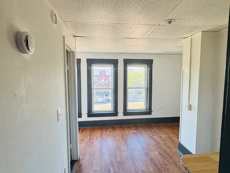 247 1/2 W Main St #1 — Photo 8