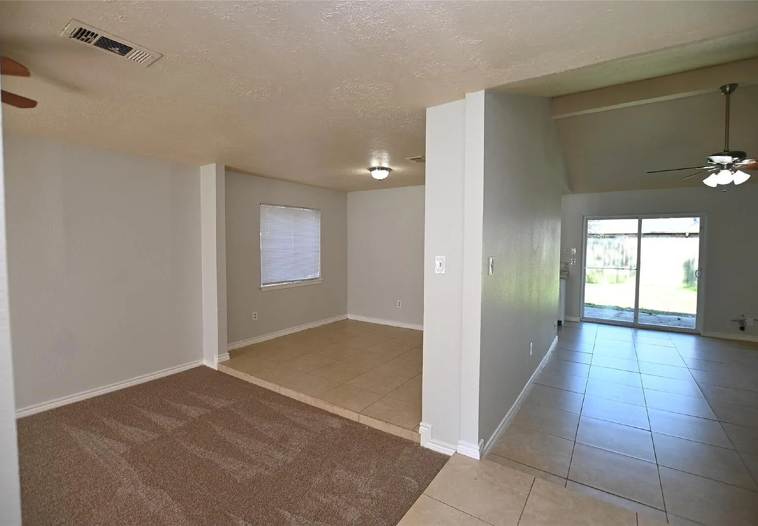 3 bed, 2.0 bath, 1470 sqft, $1,500 — Photo 3