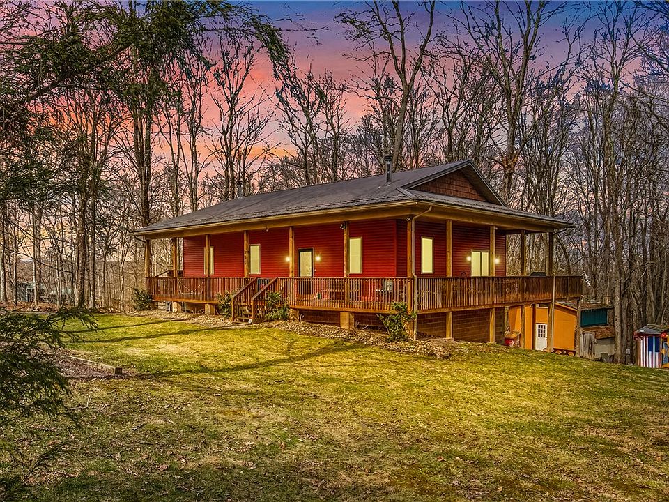 1st image of 236 Chickadee Ln