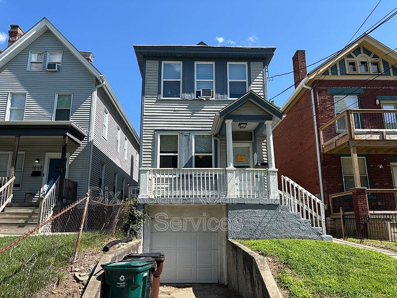 1st image of 1852 Hewitt Ave Floor 1