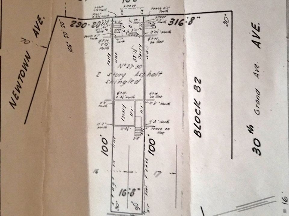 2nd image of 2730 27th St