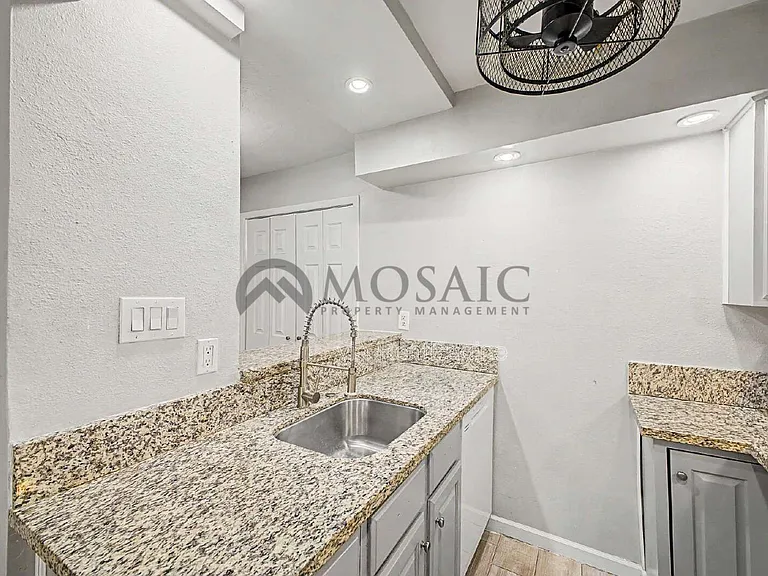 461 W Holmes Ave #147 — Photo 11