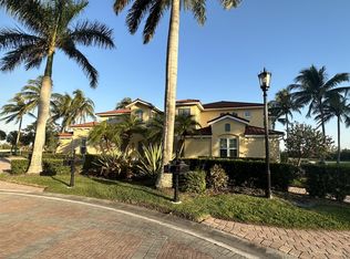 1298 Rialto Way UNIT 201, Naples, FL 34114