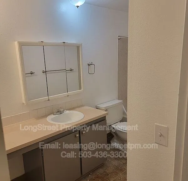 3151 N Shore Dr SE #2 — Photo 8
