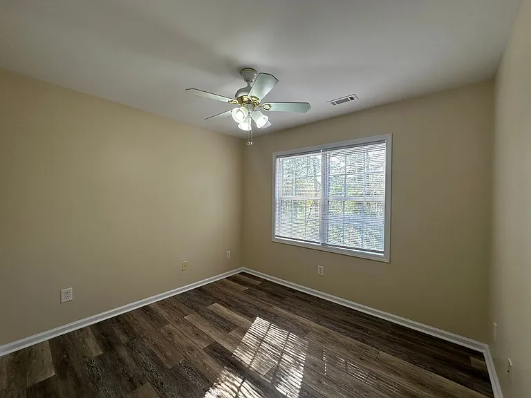 204 Grandford Pl — Photo 31