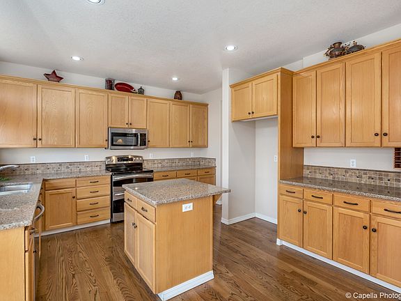 3rd image of 2264 NE 14th Pl