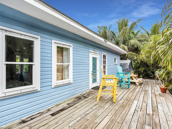 30434 Oleander Blvd, Big Pine Key, FL 33043