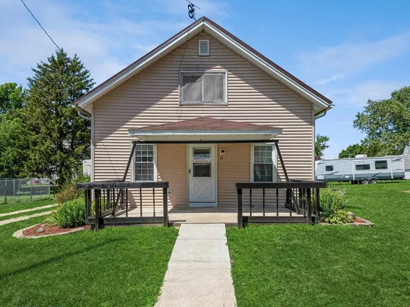 310 Lincoln Ave, Delmar, IA 52037