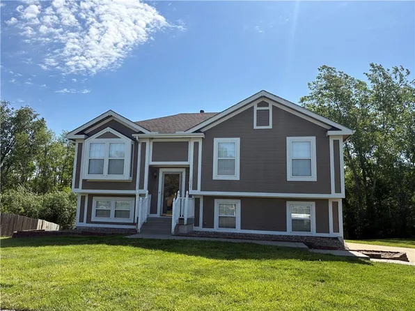 10527 N Ditman Ave, Kansas City, MO 64157