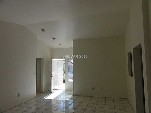 4th image of 2909 Faiss Dr